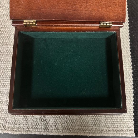 Bombay 1992 Book Box - Picture 7 of 7